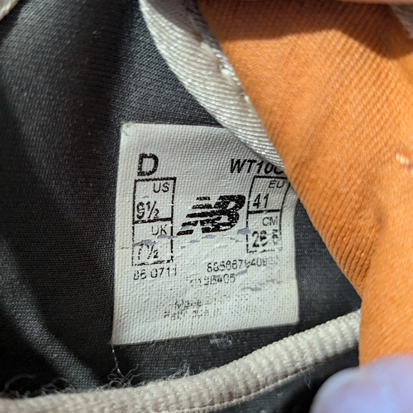 Women's New Balance Minimus Vibram Trail Shoes - Picture 6 of 6